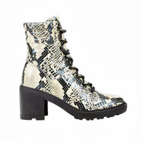 🍓MARC FISHER LABONI LEATHER SNAKESKIN PATTERN COMBAT
BOOTS 9.5M NWOB - Picture 2 of 8
